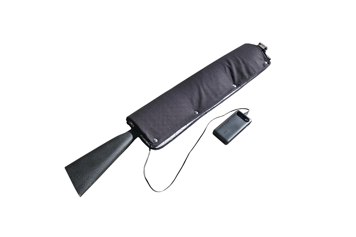 サーマルキャリーを装着したスリングライフル