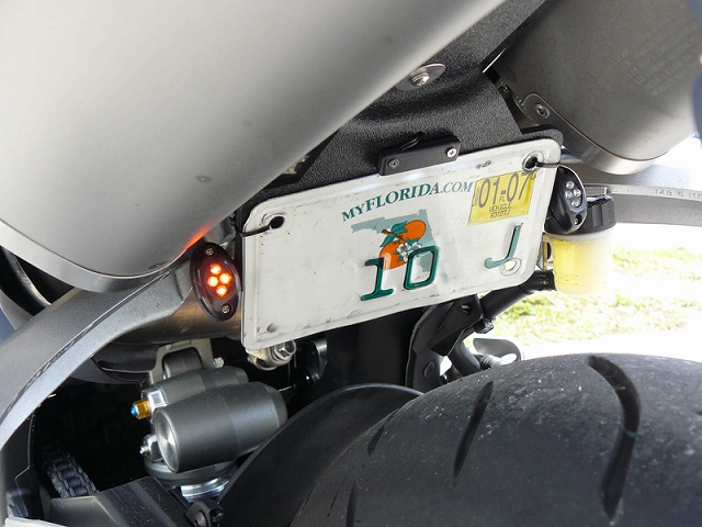 BIKELITEZ LED ウィンカー 付属 フェンダーレスキット YAMAHA YZF-R1 2009-2014 | Global Motor  Online Motorcycle オンラインショップ