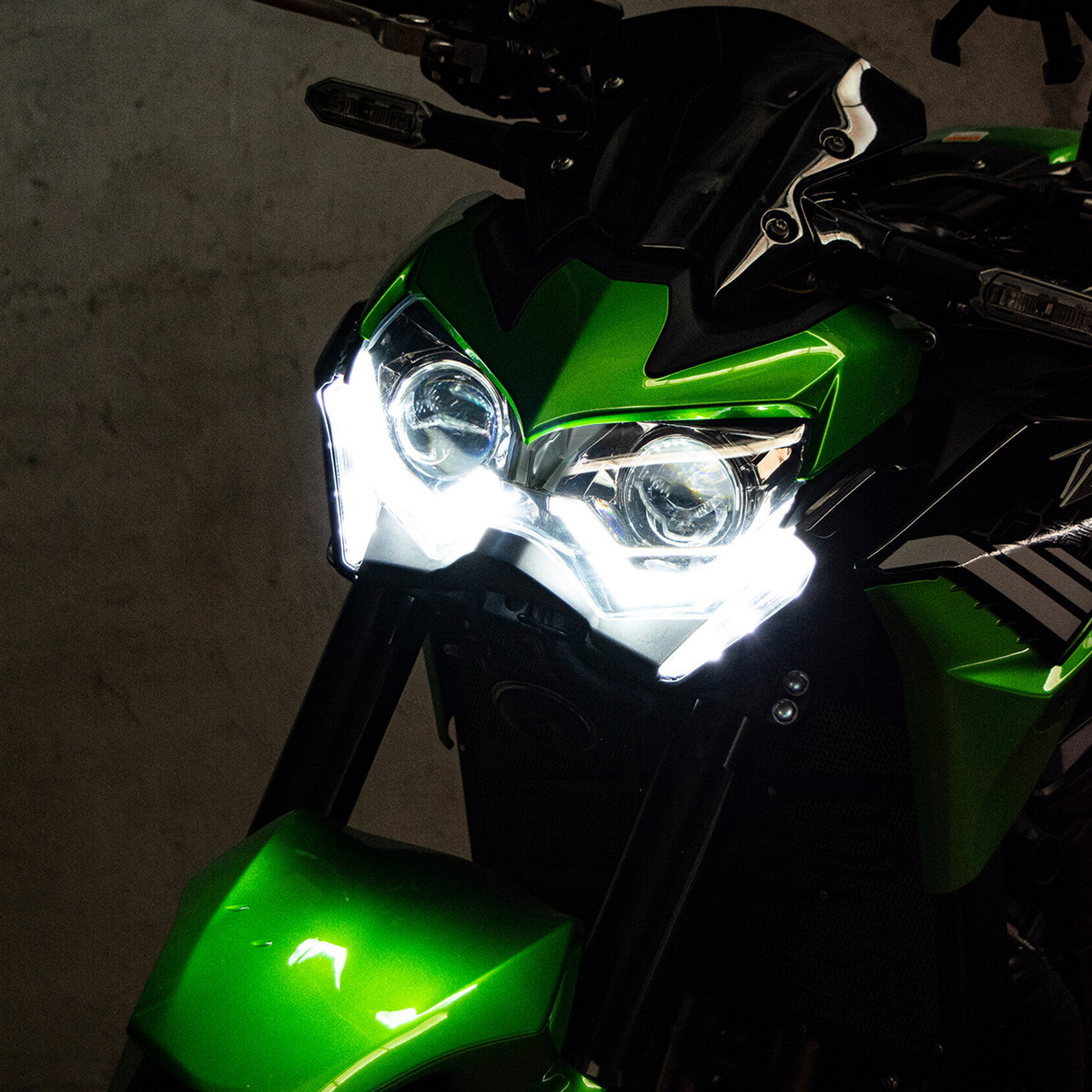 Demoneyes デーモンアイ HID プロジェクター LED ヘッドライトユニット / カワサキ Z900 2020- | Global  Motor Online Motorcycle オンラインショップ