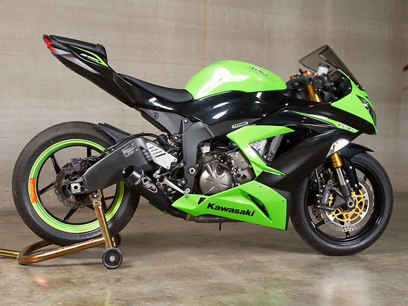 M4 GP BK S/O マフラー ZX-6R 09-14 KA6922-GP | Global Motor Online 