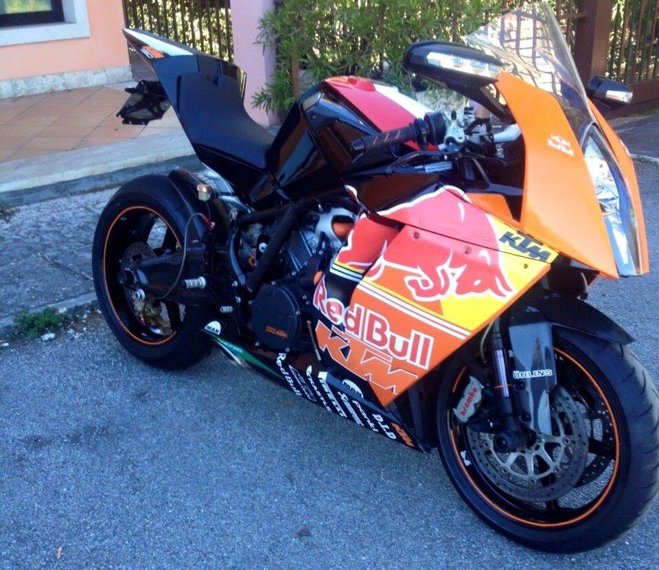 グラフィック デカール / KTM RC8 / レプリカ REPLICA レッドブル | Global Motor Online Motorcycle  オンラインショップ