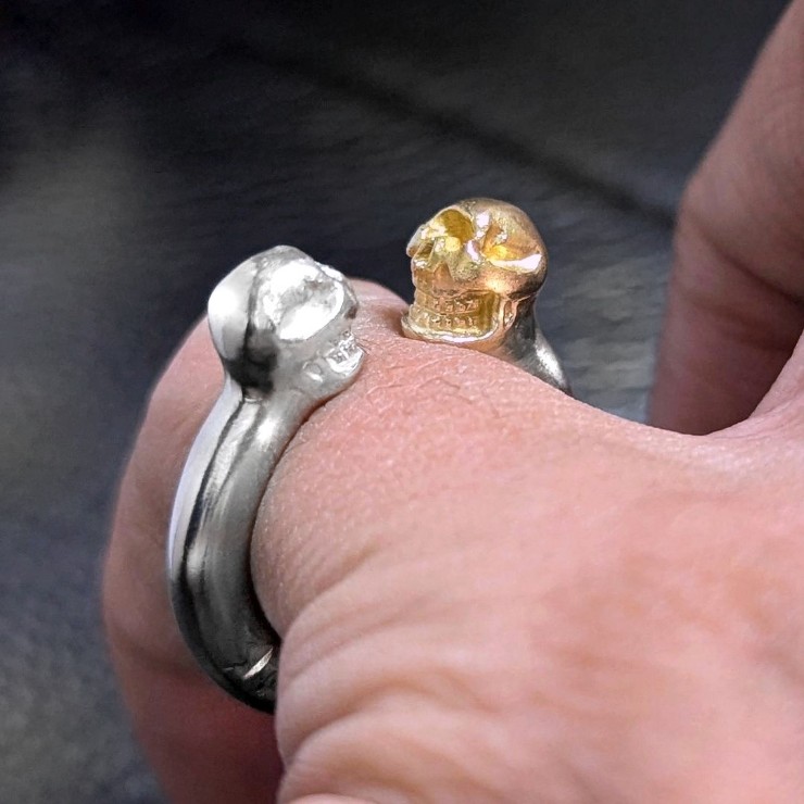 「7月6日最終」GOLDKID 真鍮製キングハーフスカルリング ダイヤカスタム 7月6日最終」GOLDKID 真鍮製キングハーフスカルリング ダイヤ