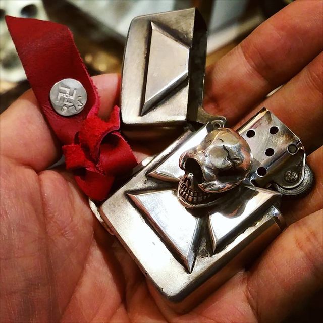 スカルZIPPO | 8UP