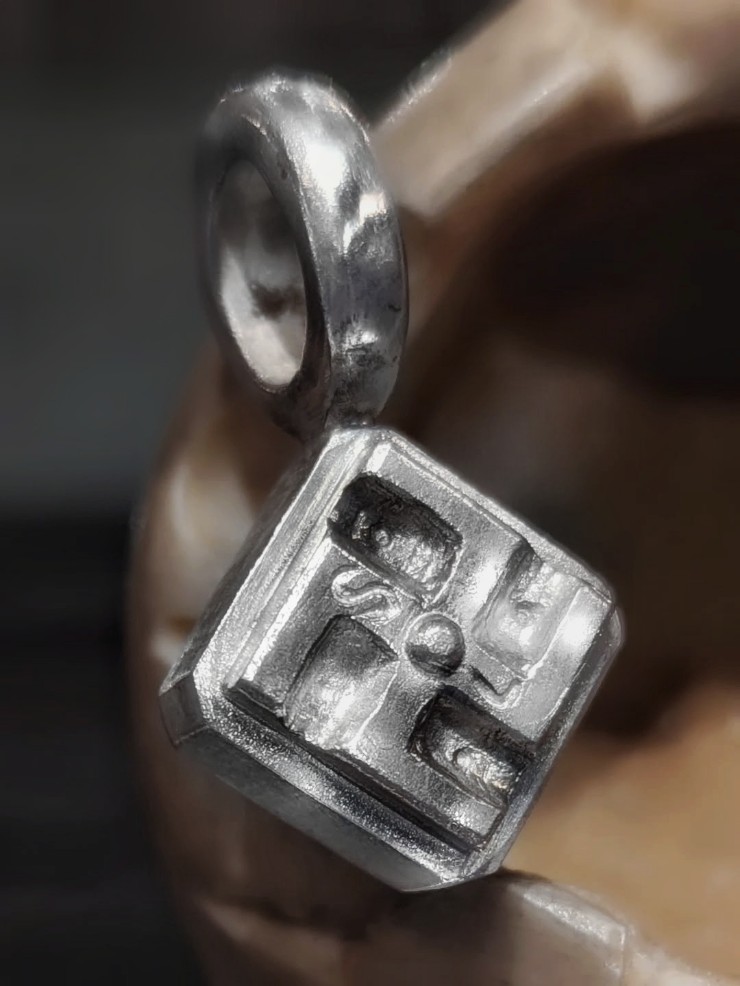 卍 Concho Top | 8UP