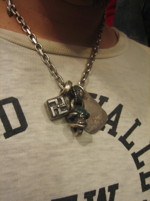 卍コンチョトップ | 8UP