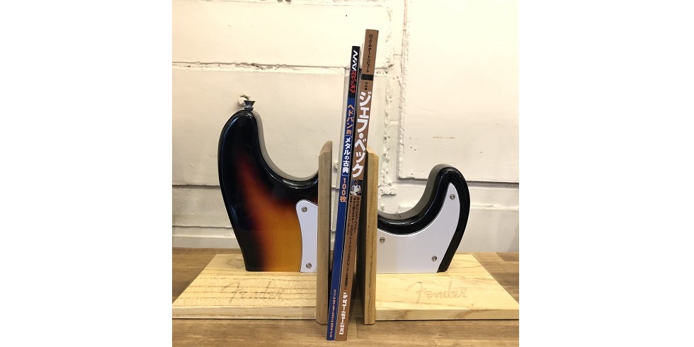 Fender/フェンダー - Stratocaster Body Guitar Bookends - ONGAKUYA