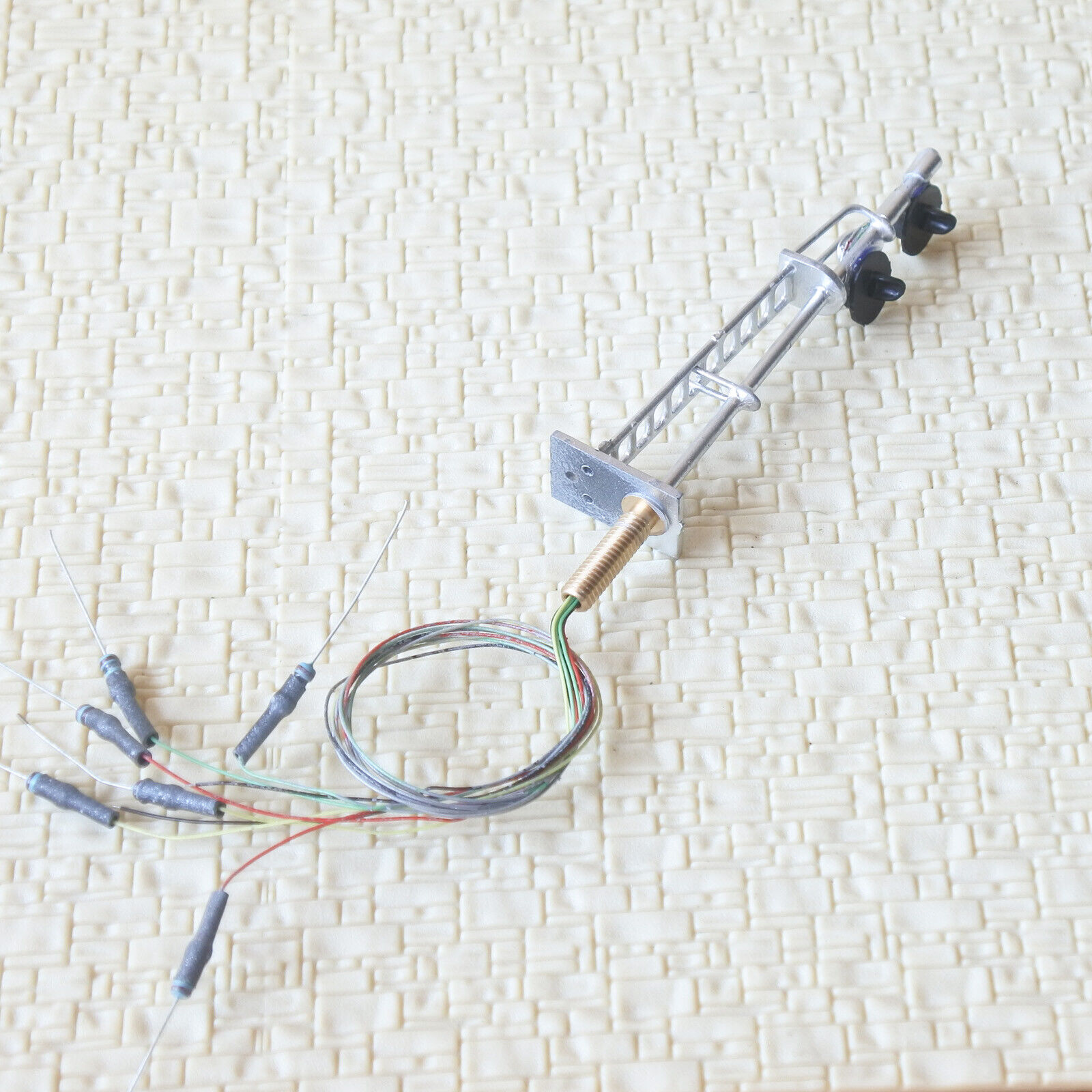 サーチライト interlocking 3色 LED信号機 2 連 | アメリカ型鉄道模型