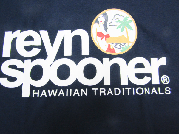 REYN SPOONER レインスプーナー 半袖ロゴプリントＴシャツ （ネイビー