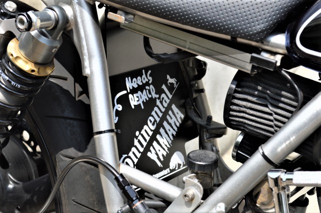 SR400/500用アルミ製マッドガード アルマイトブラック | ONLINE SHOP