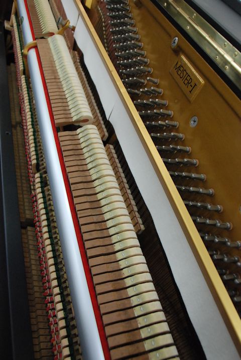 引き取り限定 KREUTZER MEISTER-1 ピアノ 調律済み クロイツェル（KREUTZER） MEISTER－1 中古ピアノ