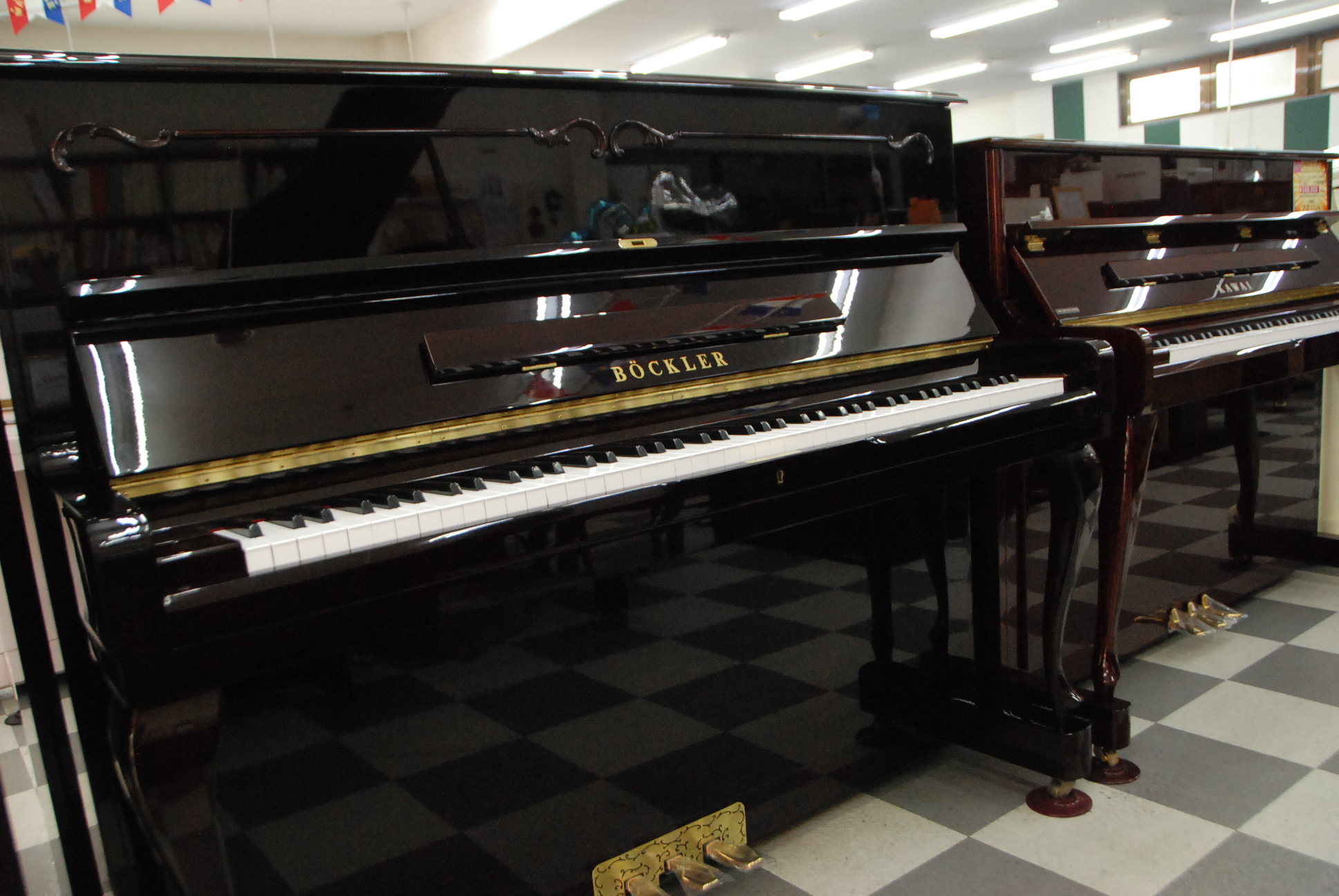 超価格、ベックラーピアノ、AH28M、Wハンマー、メッキピン仕様、1台