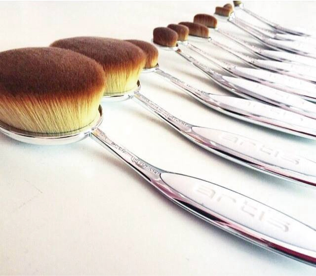 artis Elite Collection オーバルブラシ Mirror 楽天市場】アーティス Artis メイクアップブラシ