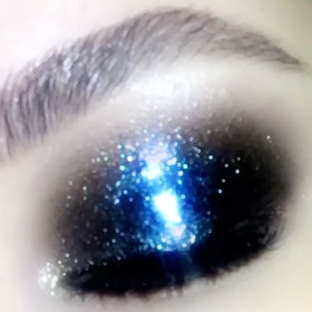 PAT McGRATH LABS DARK STAR 006 ULTRA VIOLET BLUE | ATELIER RAISIN