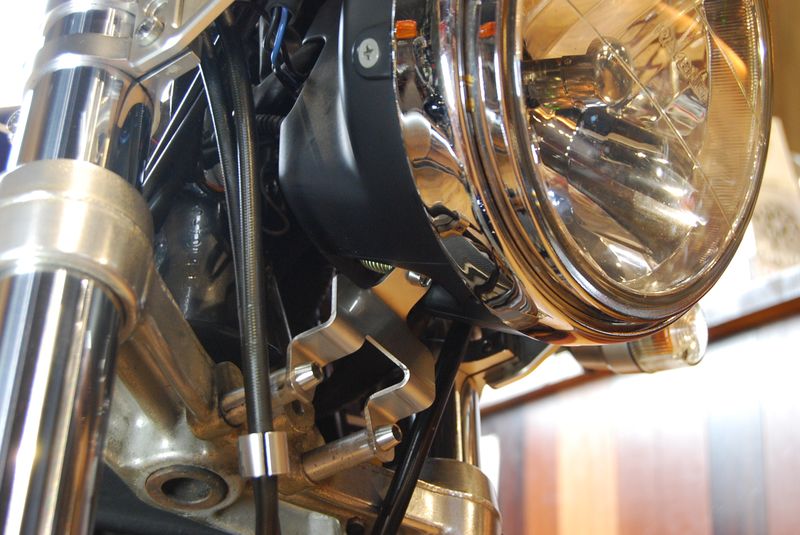 ウッドストック ZEPHYR750 ヘッドライトステー ウッドストック