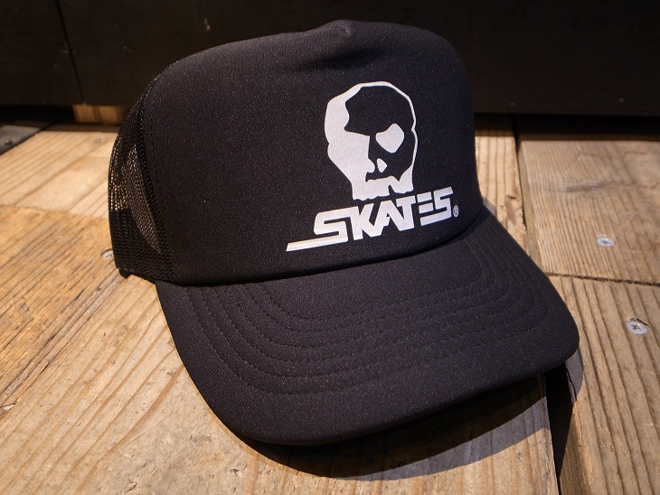 憧れ スカルスケーツSKULLSKATES/HORSEロゴMESH CAPメッシュキャップ 服&ファッション小物