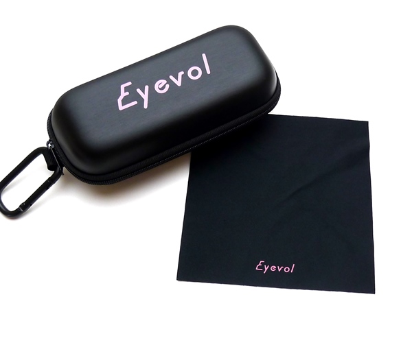 Eyevol のカラビナ付きケース】Eyevol（アイヴォル） ZIP SOFT