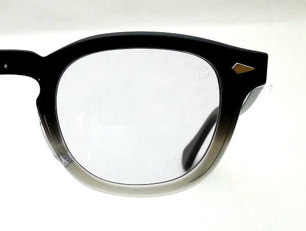 LIMITED EDITION（限定）カラー・ジョニー・デップ氏も愛用の1950年代デザインのアーネルを復刻】TART OPTICAL ARNEL  JD-04 010（BLACK GRAY FADE） | メガネパーク・ブレス オンラインショップ | メガネ・サングラスの通販サイト