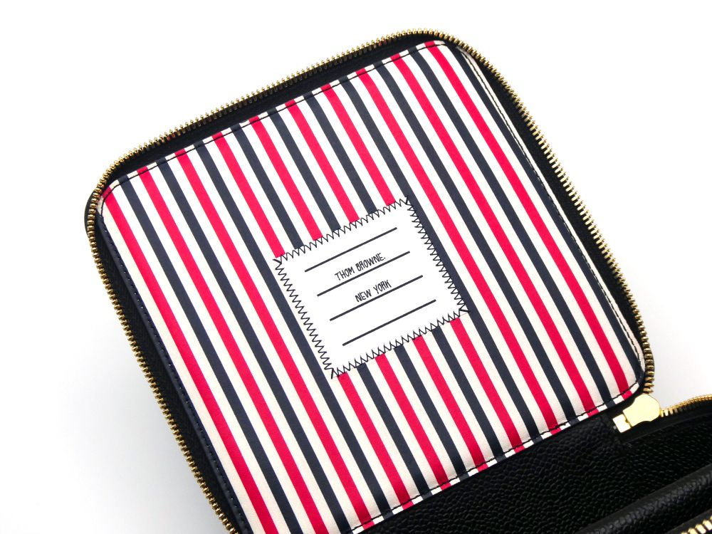 THOM BROWNE（トムブラウン） EYEWEAR TRAVEL CASE IN PEBBLE GRAIN