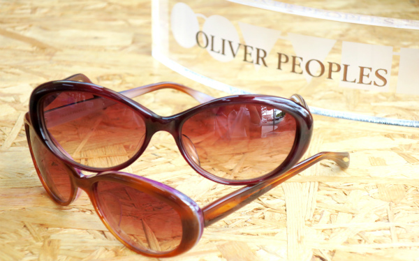 流線的なラインが美しい小ぶりのレディースサングラス】OLIVER PEOPLES Dauphine SY/BE | メガネパーク・ブレス  オンラインショップ | メガネ・サングラスの通販サイト