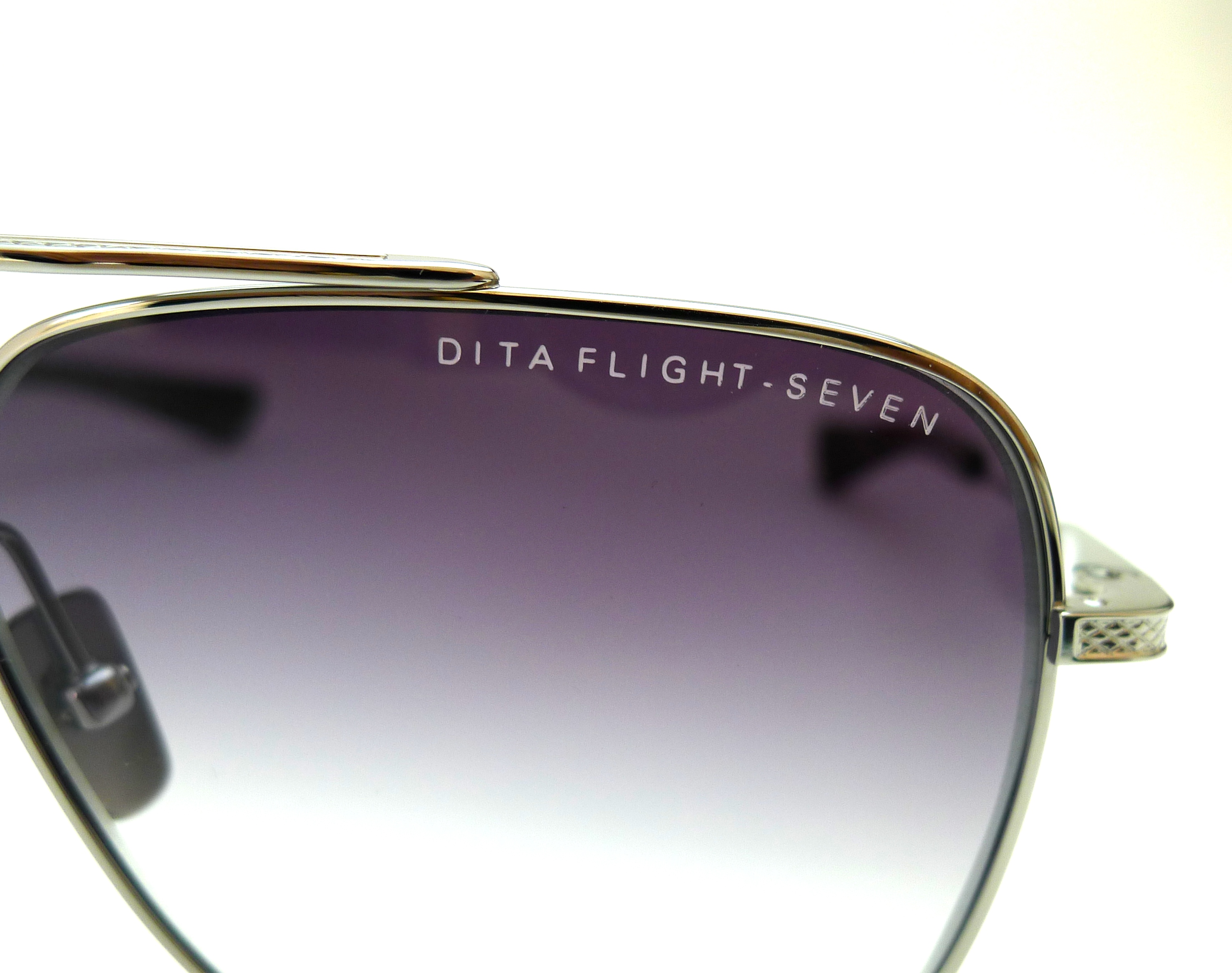FLIGHT シリーズの新作】DITA FLIGHT-SEVEN DTS111-57-01 // PLD ...