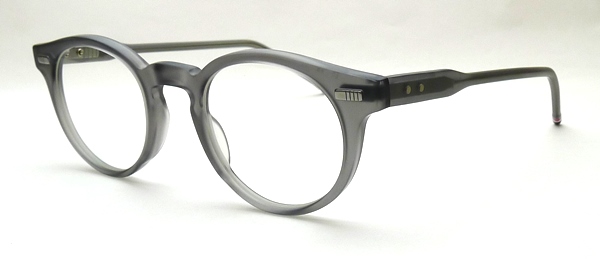 トムブラウンのボストンタイプのセルフレーム】THOM BROWNE（トムブラウン） UEO404A-060-45 satin crystal grey  acetate / titanium | メガネパーク・ブレス オンラインショップ | メガネ・サングラスの通販サイト