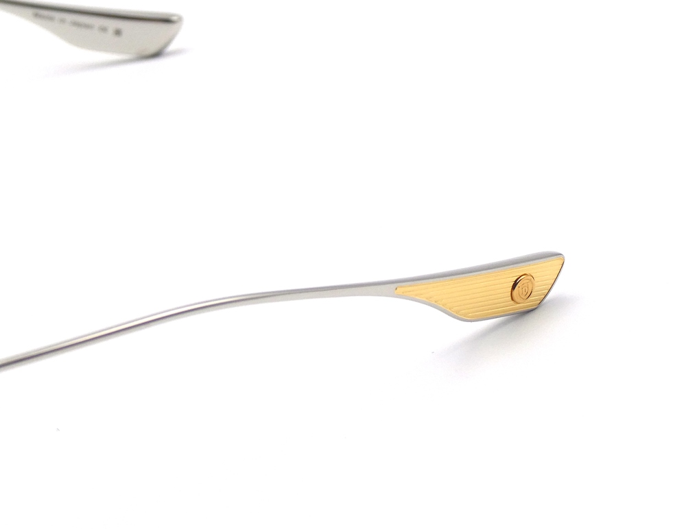 クリックで画像を表示