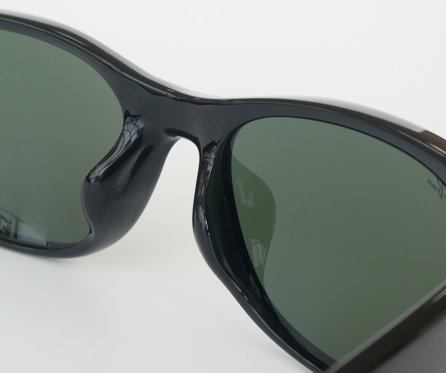 Ray-Ban（レイバン） NEW WAYFARER （ニューウェイファーラー） RB2132