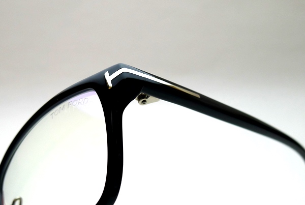 トムフォード メガネ フレーム 度なし 黒 TF5147 001 ケース付 TOM