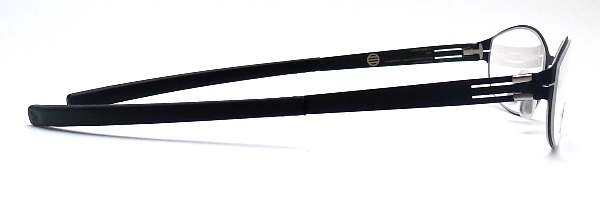 ic! berlin（アイシーベルリン） isami k.（イサミ ケー） black