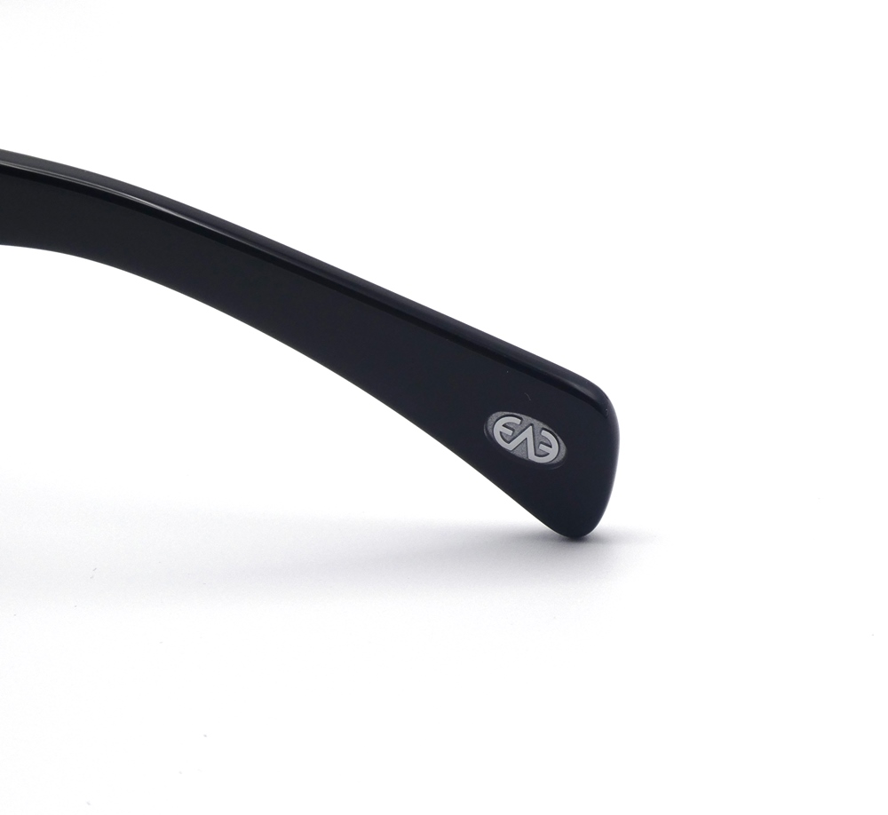 クリックで画像を表示