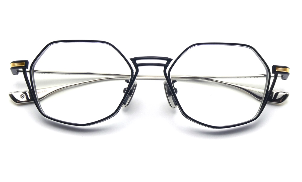 クリックで画像を表示