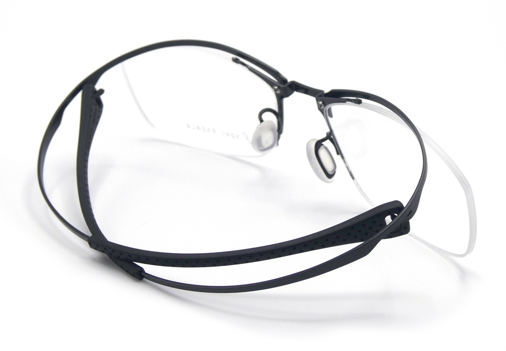spec espace（スペックエスパス） ES-2562 Col.01（black / shiny