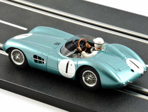 60年代 Revell レベル 1/32 アストンマーチン 60年代 Revell レベル 1/32 アストンマーチン 60年代 Revell