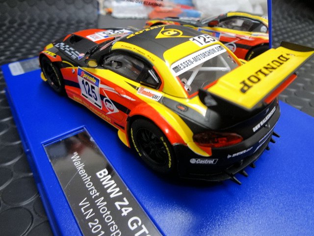 Carrera Digital 132 ｽﾛｯﾄｶｰ 30700◇BMW Z4 GT3 Walkenhorst