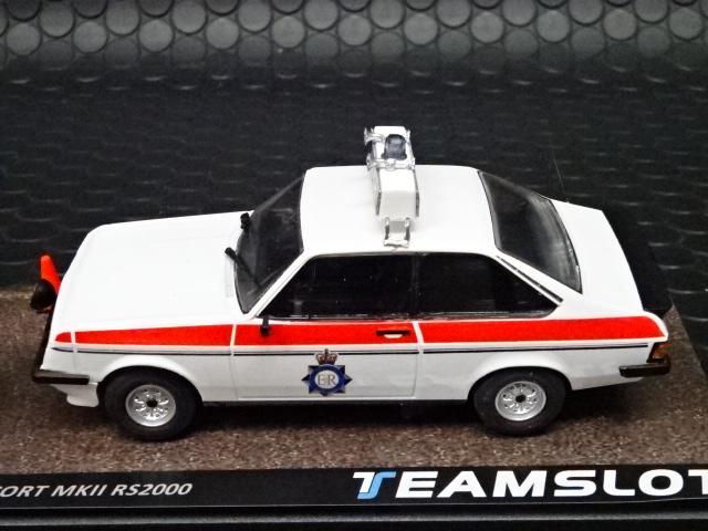 Team Slot 1/32 ｽﾛｯﾄｶｰ TS-SRE17◇FORD ESCORT RS2000 MK2 ”Police
