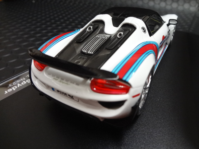 Carrera 132 ｽﾛｯﾄｶｰ 27467◇ Porsche 918 Spyder Martini Racing 2014