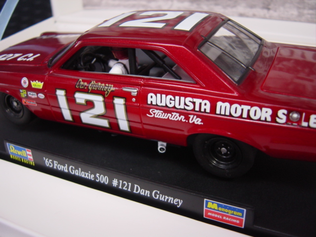 Monogram/Revell 1/32 ｽﾛｯﾄｶｰ限定品 4894◇#121 DanGurney/Ford