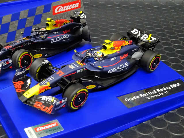 Carrera Evolution 132 ｽﾛｯﾄｶｰ 27803◇ Oracle ”Red Bull Racing” RB20