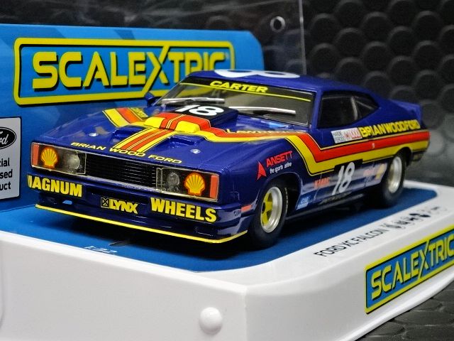 scalextric1/32 ｽﾛｯﾄｶｰ C4260 ◇Ford XC Falcon #18/M.Carter & G