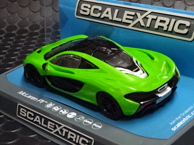 【スロットカー】Scalextric（Hornby）スーパー7（緑黄） Scalextric 1/32 ｽﾛｯﾄｶｰ C3871◇ Caterham Superlight #32/Lee Wiggins