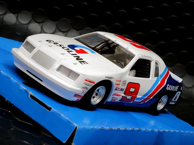 SCALEXTRIC  スロットカー 1/32　　５台 Scalextric 1/32 ｽﾛｯﾄｶｰ限定BOX ◇Ford Escort and Ford Lotus