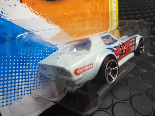 ﾎｯﾄｳｨｰﾙ 1/64 ﾀﾞｲｷｬｽﾄﾓﾃﾞﾙ H/W 2015☆'69 COPO CORVETTE #43