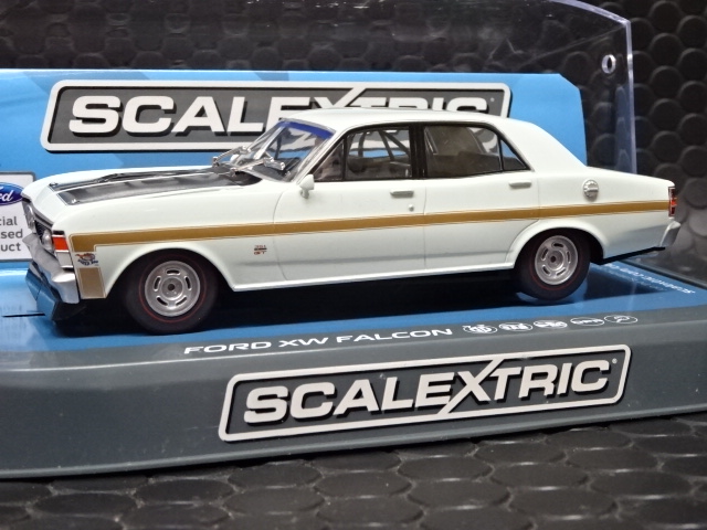 厳選スロットカー　Scalextric Ford Falcon :Used Scalextric Ford XC Falcon 1978 Bathurst 1000 1/32