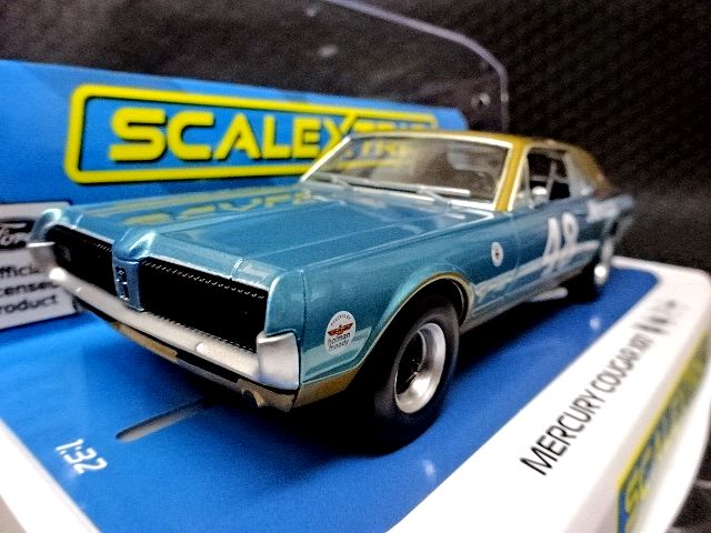 SUNSTAR マーキュリークーガー1/18 楽天市場】ミニカー アメ車 1/18 マーキュリー クーガー SUN-STAR 1/18