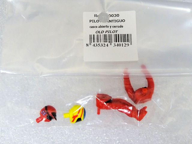 FLY 1/32 ﾚｰｼﾝｸﾞｱｸｾｻﾘｰ 80030 ◇ドライバーフィギュア（オールド