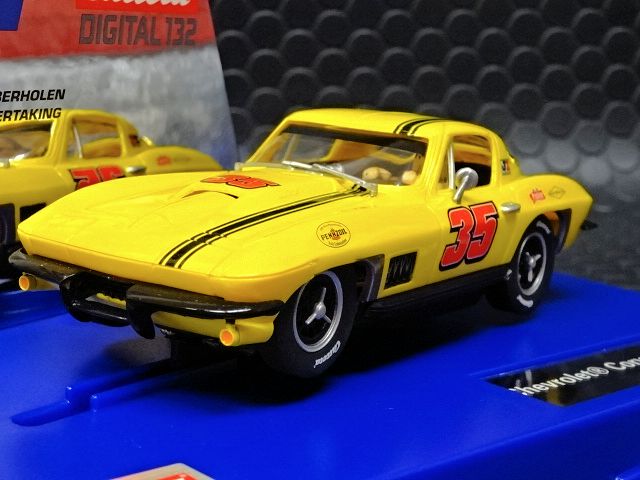 Carrera Digital 132 ｽﾛｯﾄｶｰ 30906◇Chevrolet Corvette Sting Ray #35 ”コルベット・ スティングレー” アナログ・デジタル両用！☆アメ車ファン待望のモデル入荷！ | NASCAR・スロットカー・ミニカーの専門店<<サッキーズ・コレクションズ大阪>>  by CAR-BOX