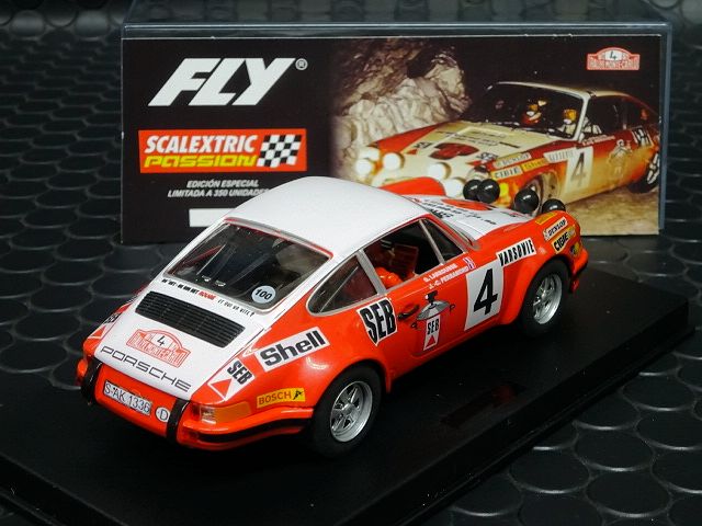 スロットカー フライ ポルシェ スロットカー】Fly の Porsche 917k に LED を仕込んだぞ フライ