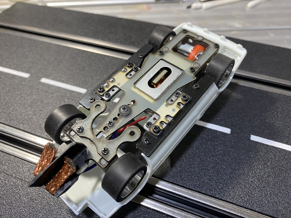PLAFIT スロットカーkit HK09A☆ ニッサン スカイライン2000 GT-R