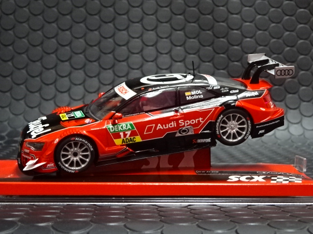 SCX 1/32 ｽﾛｯﾄｶｰ A10213X300◇Audi A5 DTM 