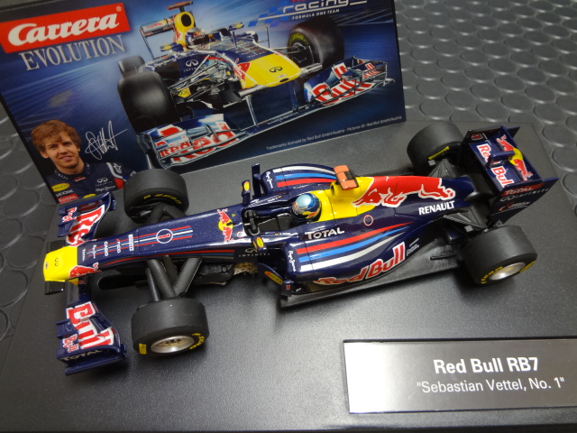 Carrera 1/32 ｽﾛｯﾄｶｰ 27419◇Red Bull RB7 #1 Sebastian Vettel 2011  人気のチャンピオンマシン！☆海外より再入荷！ | NASCAR・スロットカー・ミニカーの専門店<<サッキーズ・コレクションズ大阪>> by CAR -BOX